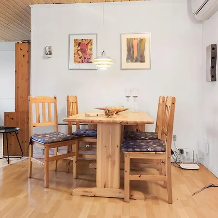 3 Bedroom Amazing In Holiday home Nysted