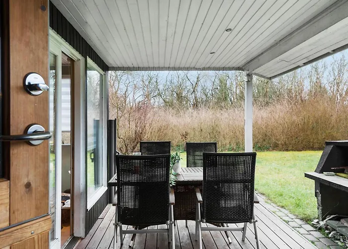 3 Bedroom Awesome In Feriehus *