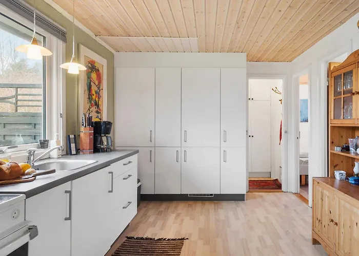 3 Bedroom Awesome In Feriehus Nysted