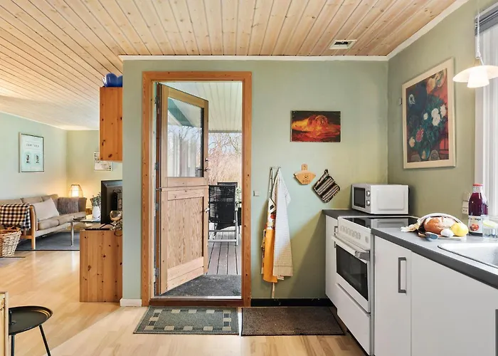 3 Bedroom Awesome In Feriehus *