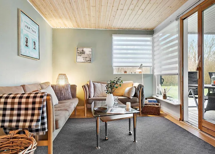 3 Bedroom Awesome In Feriehus *